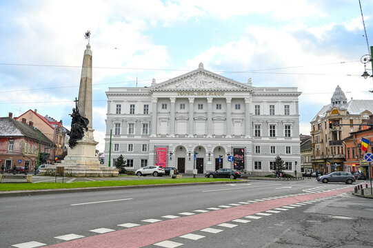 Arad, Romania: Ioan Slavici Classical Theater and Monument in city centre.