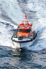 picture of a pilot boat in action