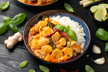 Thai red curry with chicken, vegetables and rice