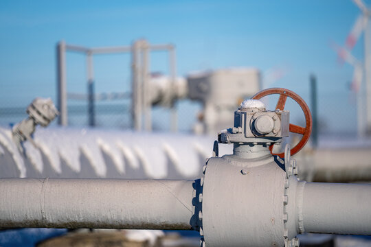 Gas-Pipeline bei K&auml;lte im Winter