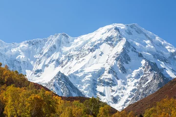 Fotobehang Nanga Parbat Nanga Parbat, de Himalaya. Gevestigd in Pakistan. Herfst