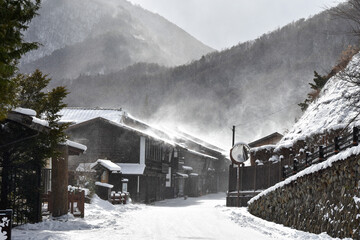 雪景色の中山道木曽路　奈良井宿