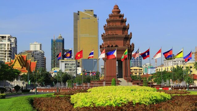 Independence Monument Phnom Penh Cambodia