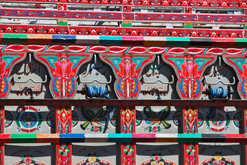 The truck with art in Peshawar, Pakistan © Sergey