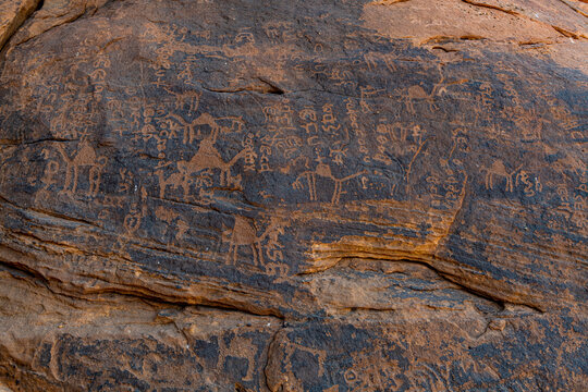 Saudi Arabia, Hail Province, Jubbah, Ancient petroglyphs of Jebel Umm Sanman