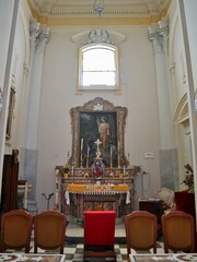 Fototapeta na wymiar Bacoli - Cappella nella navata destra della Chiesa di Sant'Anna