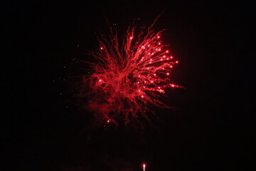 Feuerwerk rot