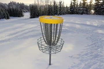 disc golf, sports and hobbies in winter