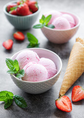 Homemade strawberry  ice cream with fresh strawberries