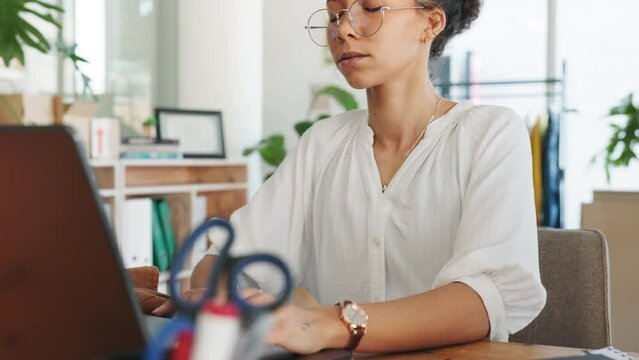 Fashion, black woman and headache from stress at laptop with professional client email mistake. Anxiety, pain and fail of clothes business owner in Canada frustrated reading online communication.