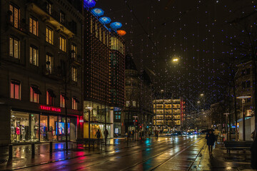 Fototapeta na wymiar Lights on Bahnhofstrasse in Zurich