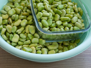 fresh broad bean, broad bean seeds, table-edible fresh broad bean,