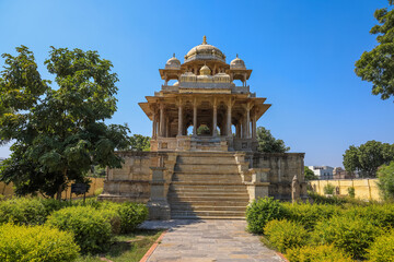 Historic 84 pillared Cenotaph in Bundi, Rajasthan, India. - obrazy, fototapety, plakaty