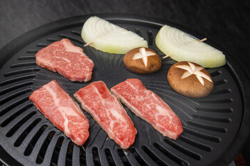 高級和牛の焼肉セット Japanese beef roasted meat set