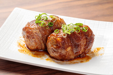 肉巻きオニギリ