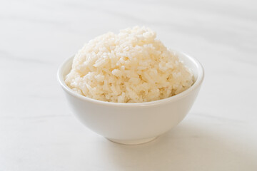 cooked white rice bowl