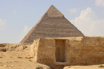 Fototapeta na wymiar Pyramid of Khafre, Giza Pyramids complex, Cairo, Egypt.