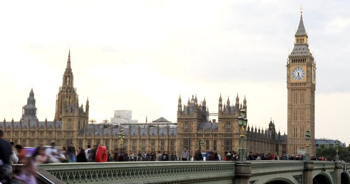 Big Ben Timelapse Loop, London UK, Westminster, 4k video with motionblur