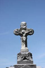 statue of jesus on a cross