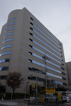アフラック生命保険株式会社　Ａｆｌａｃスクエアビル（東京都調布市小島町）