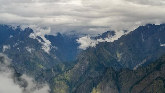 Clouds hyperlapse timelapse Himalaya mountain peaks view scenic 4k, India