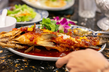 grilled shrimp with lemon