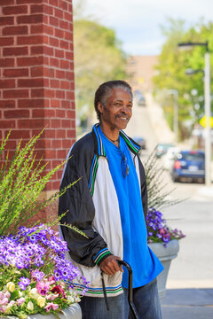 Man with Traumatic Brain Injury shopping for flowers