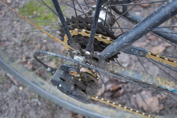 Bicycle with a rusty bicycle chain, sprockets, ratchet