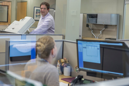 Executive working customer service center of electric power plant