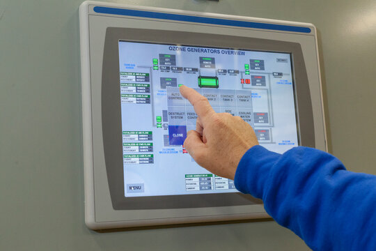 Ozone generator control screen