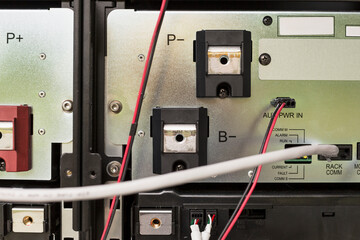 Power connections on back up industrial battery