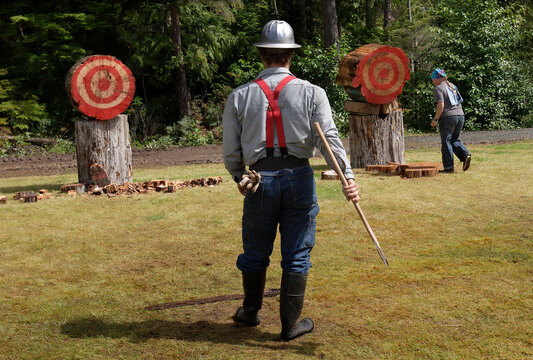 The axe throwing contest at the annual logging show, Alaska, USA