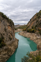 Fototapeta na wymiar amazing gorge in the northeast of Spain