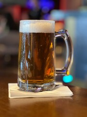 Chopp de Cerveja Gelada Caneco