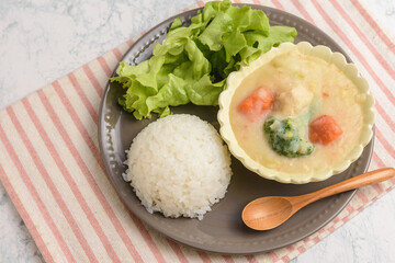 クリームシチューランチ