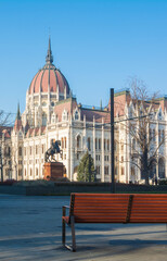 Fototapeta na wymiar The Hungarian Parliament Building at autumn.