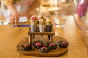 serving ice cream in a restaurant