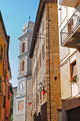 Cingoli, il Balcone sulle Marche - Antiche case e strade
