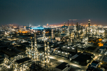 Obraz premium Petrochemical plant