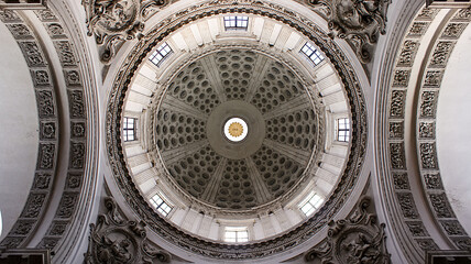 Obraz premium Brescia, cupola del duomo nuovo