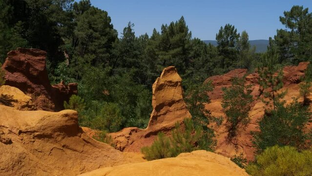 Le Sentier des Ocres (The Canyon), former ochre mine near Roussillon, France