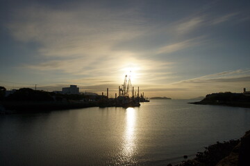 Fototapeta premium 朝の河口