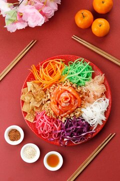 Healthy Delicious Homemade Yee Sang Salad.