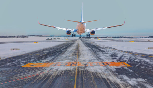 1,802 Winter Storm Airplane Images, Stock Photos, 3D objects