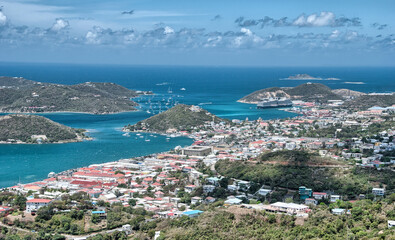 Fototapeta na wymiar Wonderful coastal colors of Saint Thomas - Seascape of US Virgin Islands