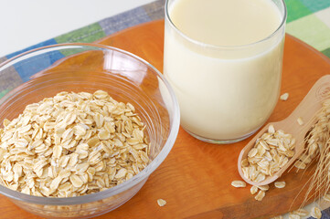 オーツミルクと大麦