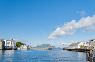 Naklejka premium The lighthouse of Alesund; Norway