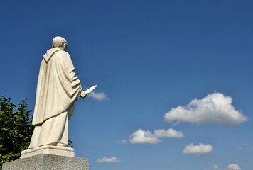 Fototapeta premium Statue of Sao Vicente in Irvio, Penafiel, Norte - Portugal 