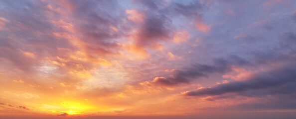 Fototapeta na wymiar Beautiful summer sunset dramatic sky