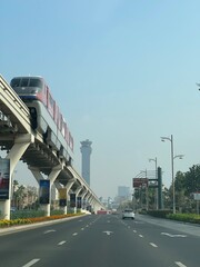 Fototapeta na wymiar Dubai palm island tram